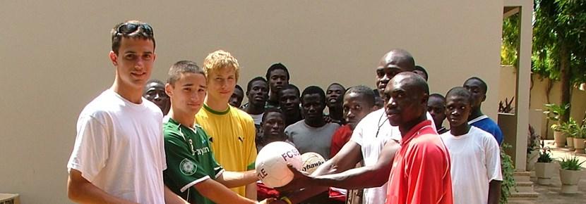 Coach soccer abroad Coach soccer abroad